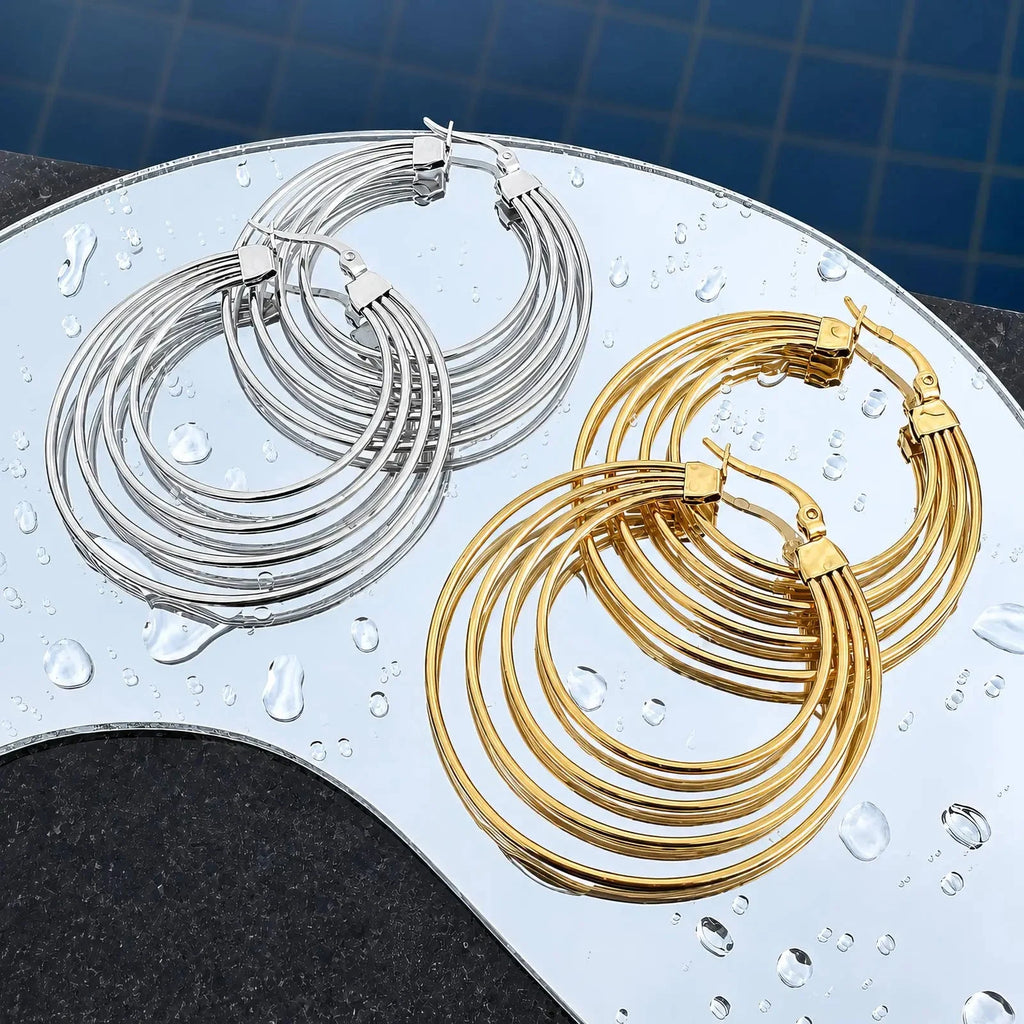 Kolczyki Amelia — biżuteria ze stali chirurgicznej 316L w powłoce PVD 18K, zdjęcie 3