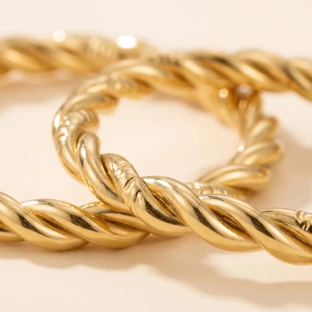 Kolczyki Iga — biżuteria ze stali chirurgicznej 316L w powłoce PVD 18K, zdjęcie 3